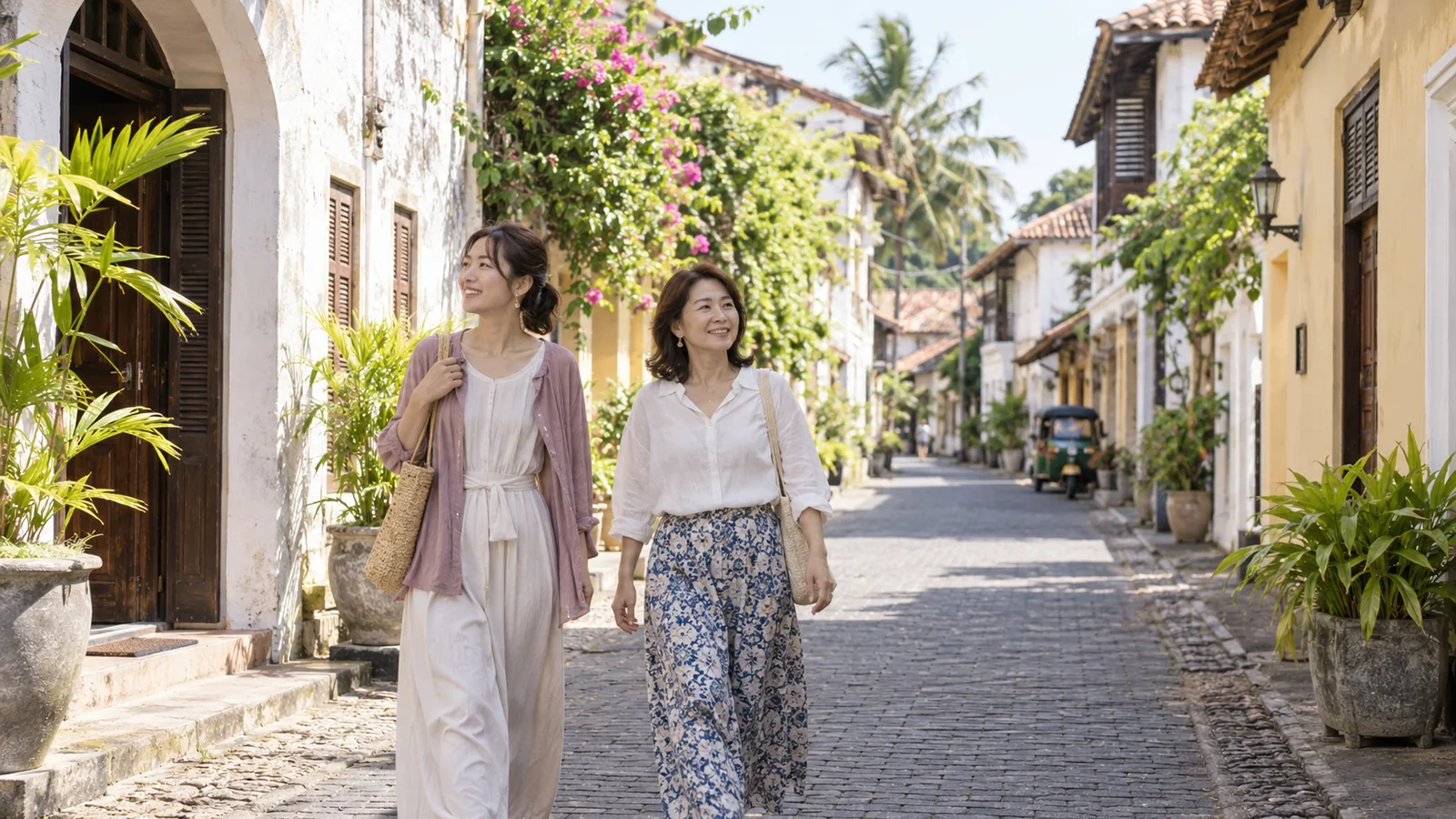 ゴール旧市街を歩く女性旅行者のイメージ(生成画像)